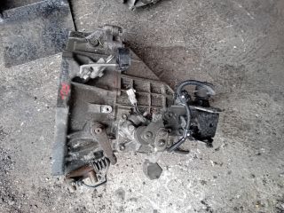 bontott TOYOTA YARIS Váltó (Mechanikus)