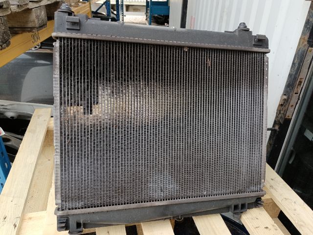 bontott TOYOTA YARIS Vízhűtő Radiátor (Klímás)