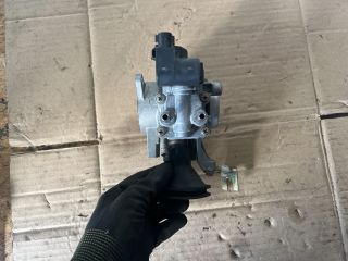 bontott TOYOTA YARIS Fojtószelep (Elektromos)