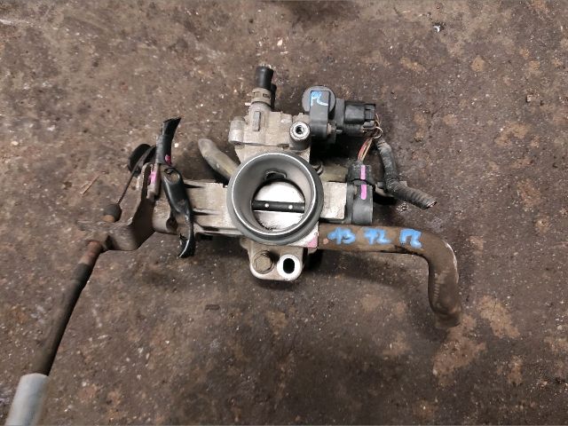 bontott TOYOTA YARIS Fojtószelep (Mechanikus)