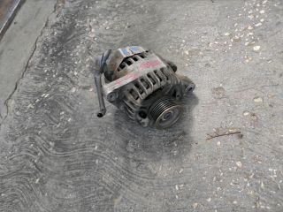 bontott TOYOTA YARIS Generátor