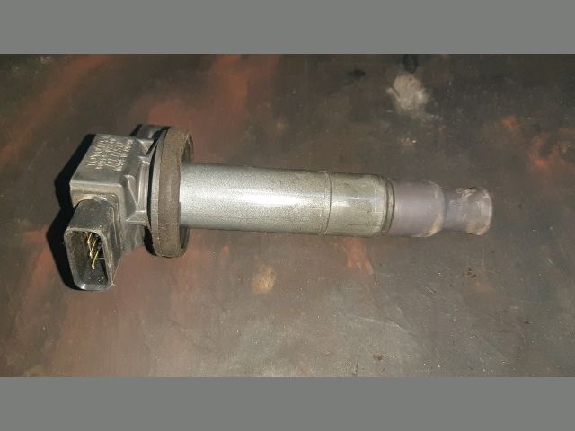 bontott TOYOTA YARIS Gyújtótrafó