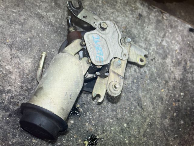 bontott TOYOTA YARIS Kormányszervó Motor (Hidraulikus)