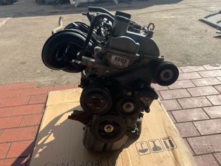 bontott TOYOTA YARIS Motor (Fűzött blokk hengerfejjel)