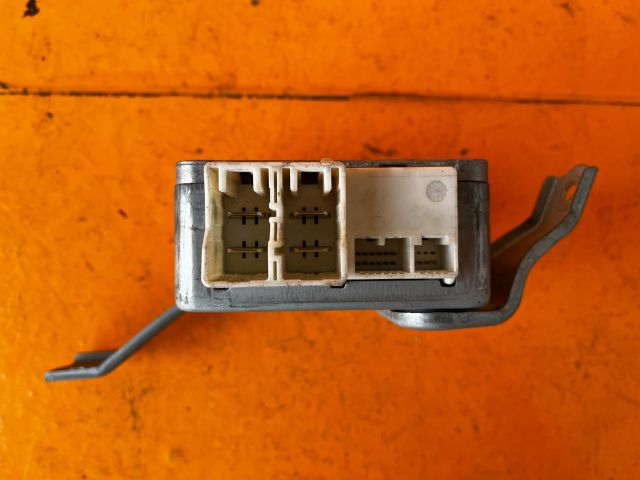 bontott TOYOTA YARIS Szervó Szivattyú Elektronika