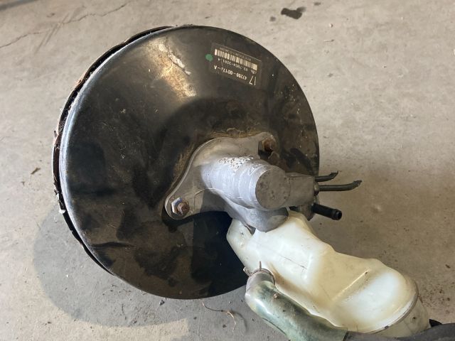 bontott TOYOTA YARIS Fékrásegítő