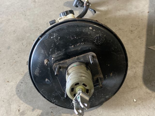 bontott TOYOTA YARIS Fékrásegítő