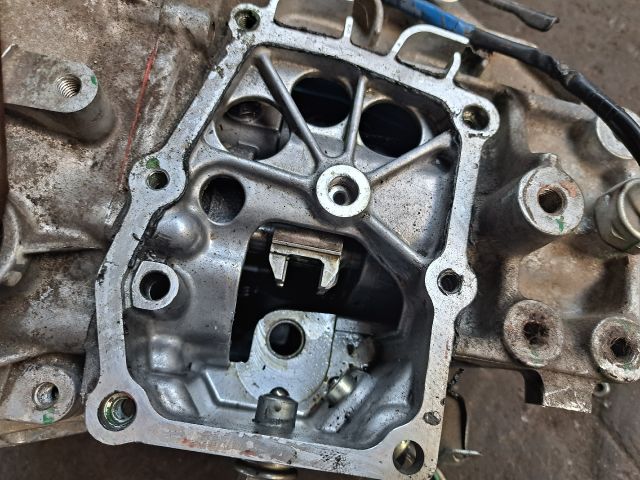 bontott TOYOTA YARIS Automata Váltó