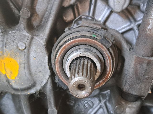 bontott TOYOTA YARIS Automata Váltó