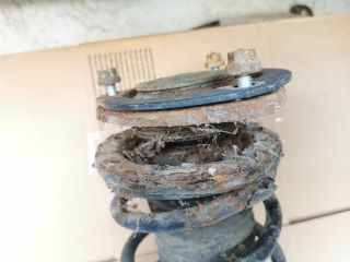 bontott TOYOTA YARIS Bal első Gólyaláb (Lengécsillapító, Rugó)