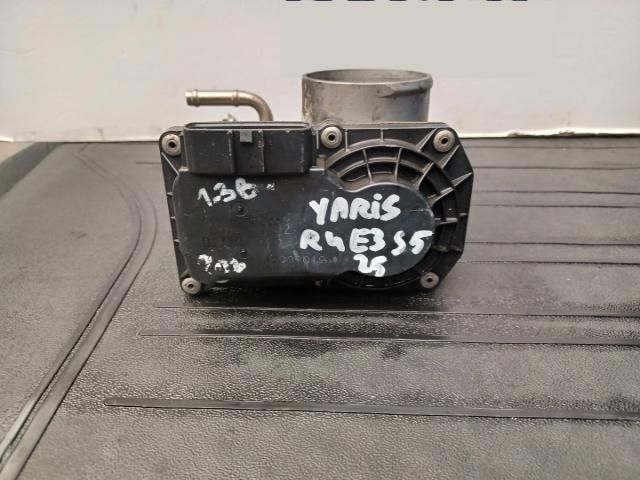 bontott TOYOTA YARIS Fojtószelep (Elektromos)