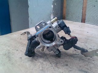 bontott TOYOTA YARIS Fojtószelep (Elektromos)