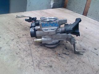 bontott TOYOTA YARIS Fojtószelep (Elektromos)