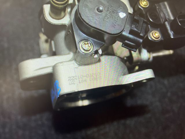 bontott TOYOTA YARIS Fojtószelep (Elektromos)