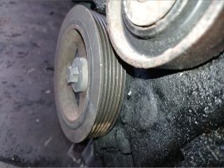 bontott TOYOTA YARIS Főtengely Szíjtárcsa