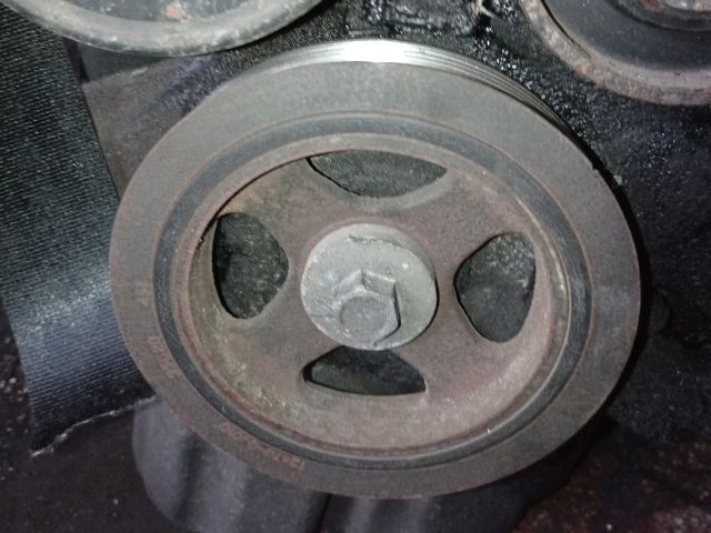 bontott TOYOTA YARIS Főtengely Szíjtárcsa