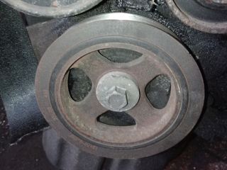 bontott TOYOTA YARIS Főtengely Szíjtárcsa