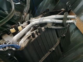 bontott TOYOTA YARIS Fűtőradiátor Vízcső Felső