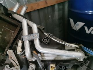 bontott TOYOTA YARIS Fűtőradiátor Vízcső Felső