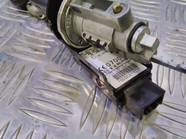 bontott TOYOTA YARIS Gyújtáskapcsoló