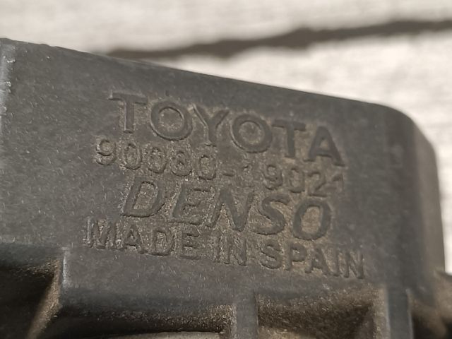 bontott TOYOTA YARIS Gyújtótrafó