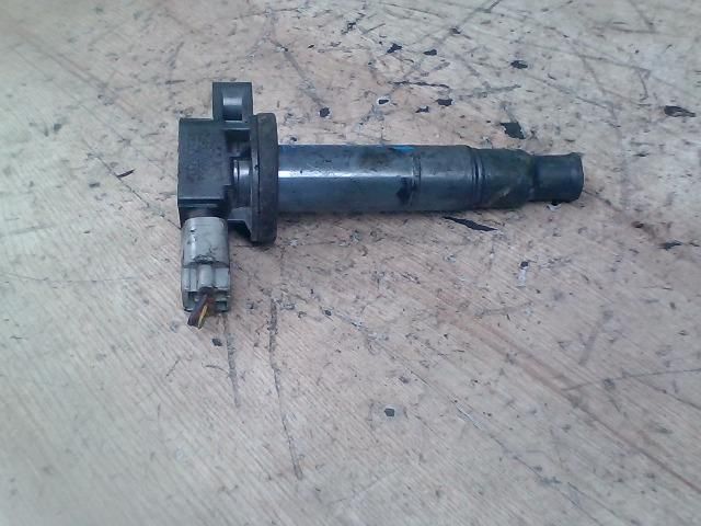 bontott TOYOTA YARIS Gyújtótrafó