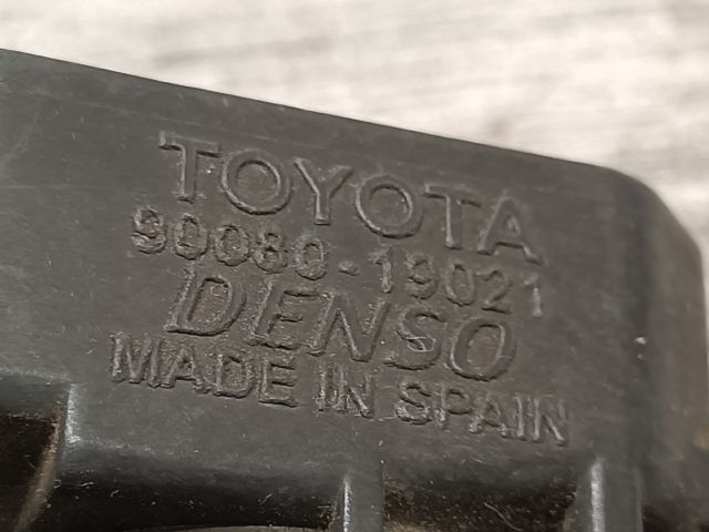 bontott TOYOTA YARIS Gyújtótrafó