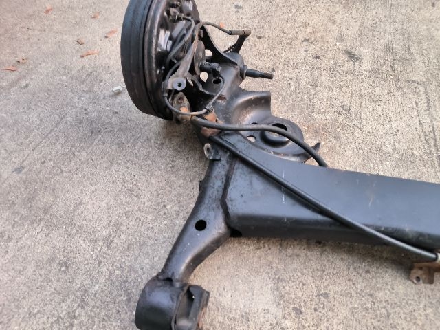 bontott TOYOTA YARIS Hátsó Híd (Dobfékes)