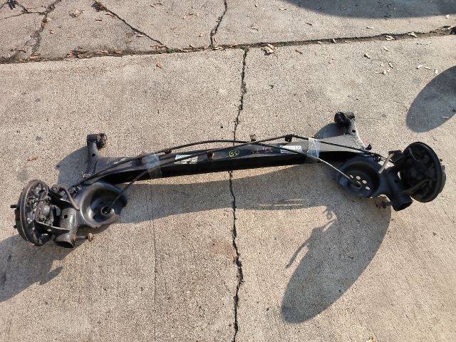 bontott TOYOTA YARIS Hátsó Híd (Dobfékes)