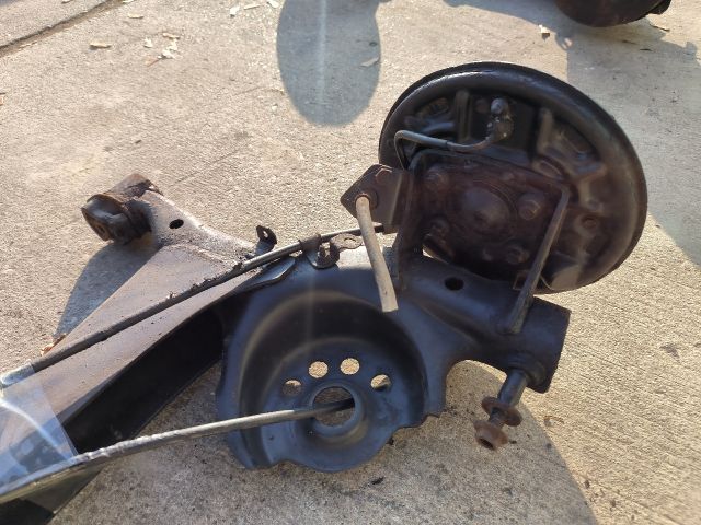 bontott TOYOTA YARIS Hátsó Híd (Dobfékes)