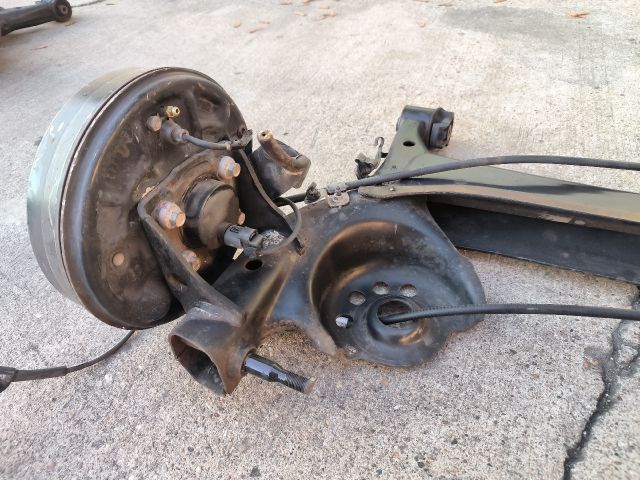 bontott TOYOTA YARIS Hátsó Híd (Dobfékes)