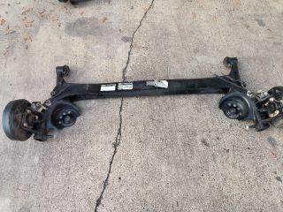 bontott TOYOTA YARIS Hátsó Híd (Dobfékes)