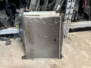 bontott TOYOTA YARIS Hűtő Ventilátor(ok), Radiátor(ok) Szett