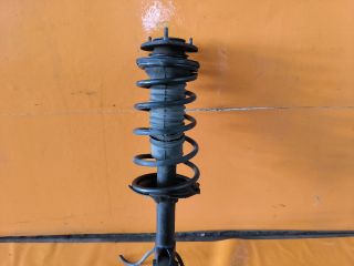 bontott TOYOTA YARIS Jobb első Gólyaláb (Lengécsillapító, Rugó)