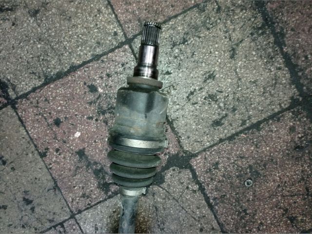 bontott TOYOTA YARIS Jobb Féltengely