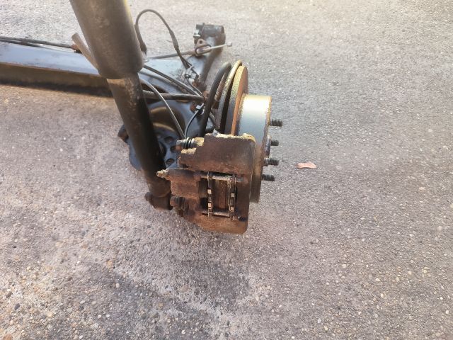 bontott TOYOTA YARIS Jobb hátsó Féknyereg Munkahengerrel