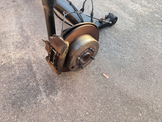 bontott TOYOTA YARIS Jobb hátsó Féknyereg Munkahengerrel