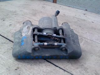 bontott TOYOTA YARIS Jobb hátsó Féknyereg Munkahengerrel