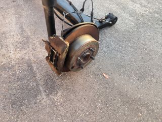 bontott TOYOTA YARIS Jobb hátsó Féknyereg Munkahengerrel