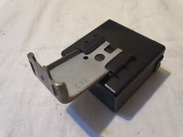 bontott TOYOTA YARIS Klíma Relé