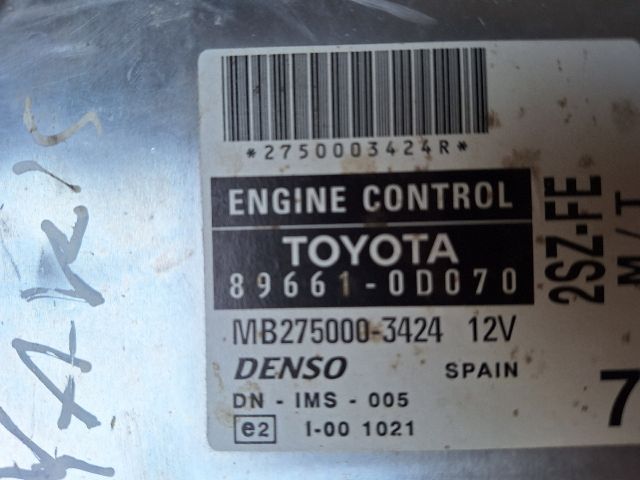 bontott TOYOTA YARIS Motorvezérlő