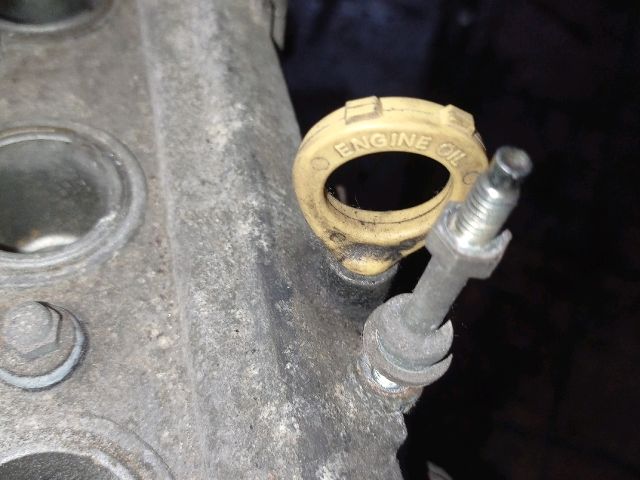 bontott TOYOTA YARIS Nívópálca