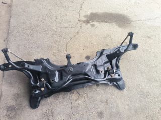 bontott TOYOTA YARIS Első Bölcső