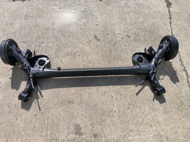 bontott TOYOTA YARIS Hátsó Híd (Dobfékes)