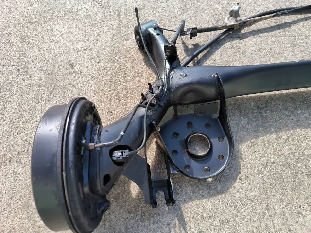 bontott TOYOTA YARIS Hátsó Híd (Dobfékes)