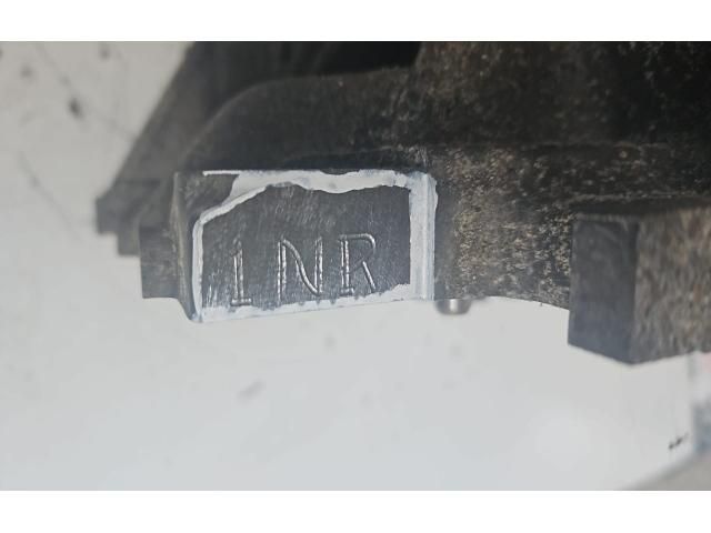 bontott TOYOTA YARIS Motor (Fűzött blokk hengerfejjel)