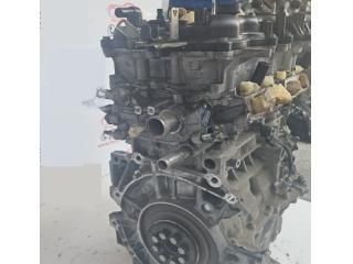 bontott TOYOTA YARIS Motor (Fűzött blokk hengerfejjel)