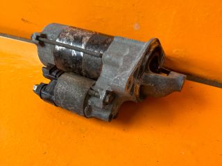 bontott TOYOTA YARIS Önindító