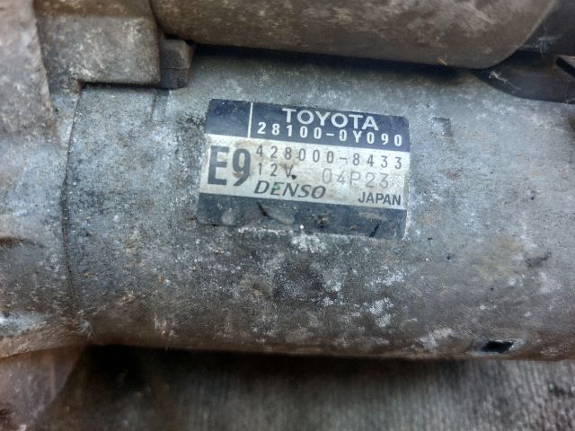 bontott TOYOTA YARIS Önindító