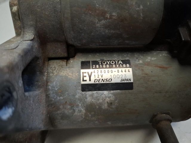 bontott TOYOTA YARIS Önindító